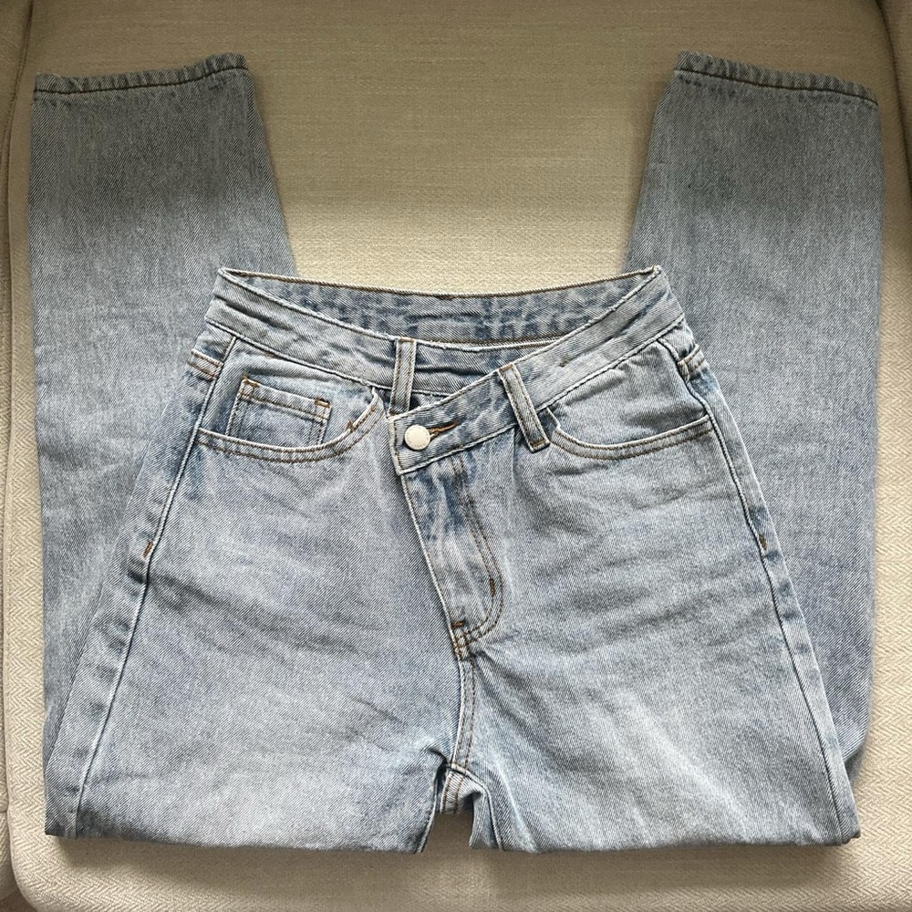 Shein Criss Cross Light Wash Jeans